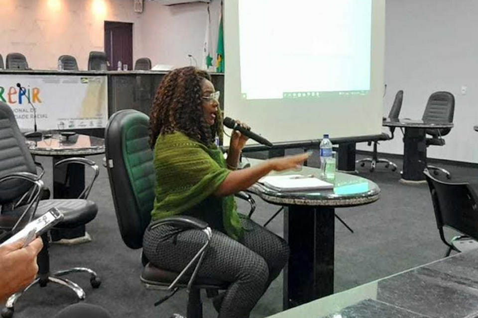 Presidenta do Sintero participa de seminários sobre promoção da igualdade racial