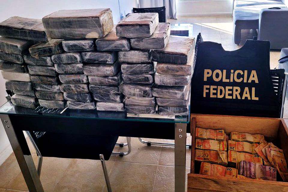 Operação da PF cumpre mandados contra tráfico internacional de cocaína