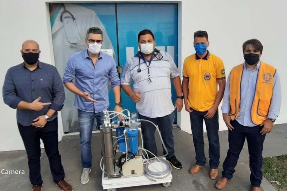 Prefeitura recebe equipamento para tratar pacientes da COVID-19 com complicações renais.