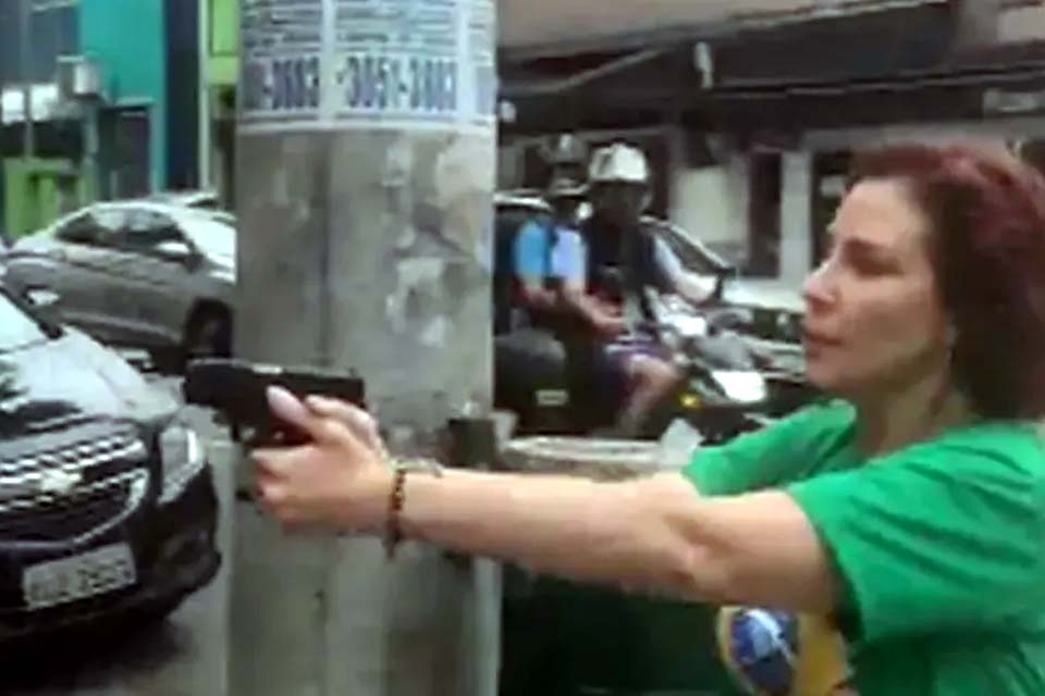 Maioria do STF vota por manter suspensão de porte e apreensão de armas de Carla Zambelli