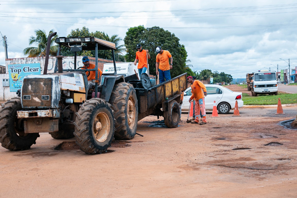 Prefeitura inicia a operação Tapa-Buracos nas principais vias do município