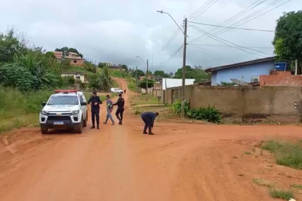 Homem é alvejado com 4 tiros e suspeito é identificado pela PM