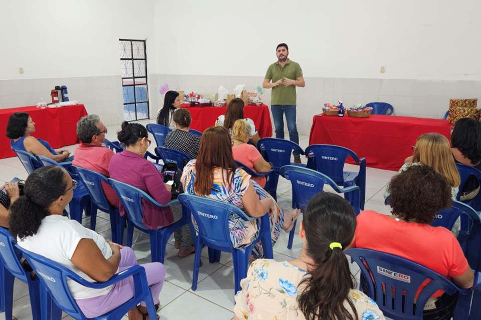 Jean Mendonça participa do encontro de aposentados e aposentadas do Sintero em Pimenta Bueno