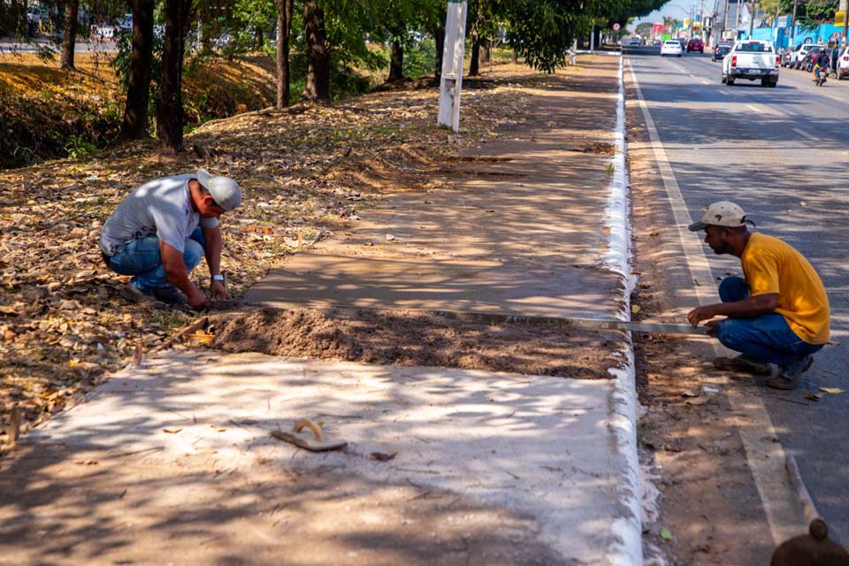 Prefeitura de Porto Velho prossegue com obras de revitalização de calçadas da av. Jorge Teixeira