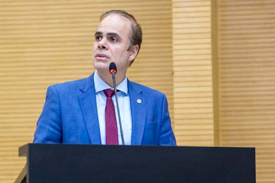 Alan Queiroz apresenta Projeto que prevê notificação compulsória de casos de fissura labiopalatal por parte de hospitais