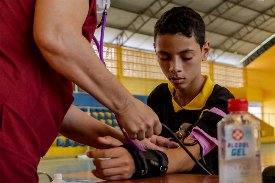 Copa Zico: Atletas do Talentos do Futuro passam por testes de aptidão física 