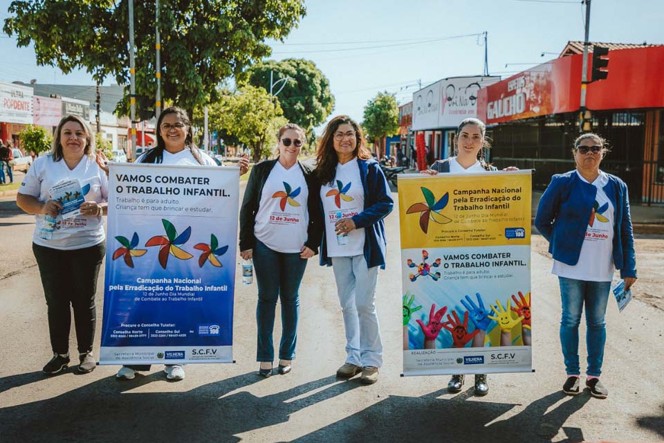 Secretaria Municipal de Assistência Social faz conscientização contra o trabalho infantil em pit stops