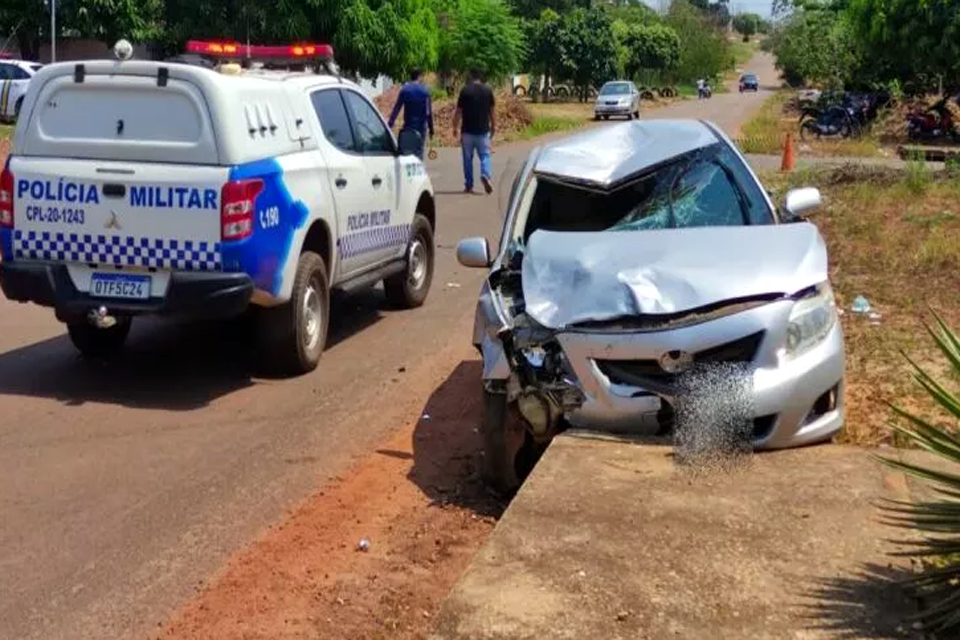 Motociclista morre em colisão com carro em Pimenta Bueno