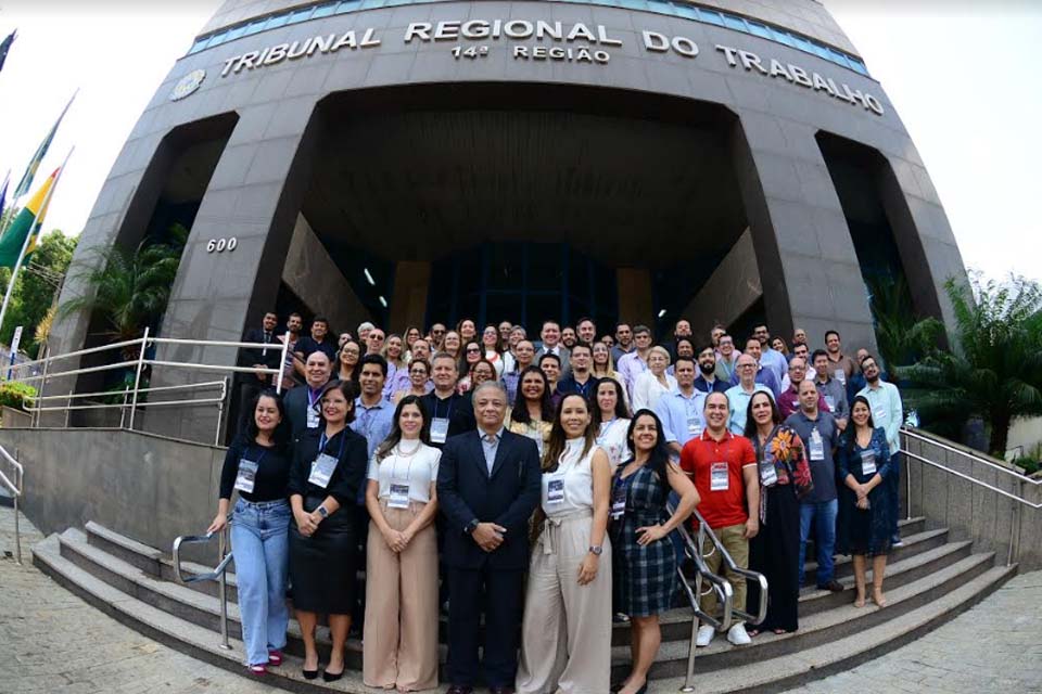 Encontro de gestores do TRT-14 discute os caminhos para a gestão pública do futuro