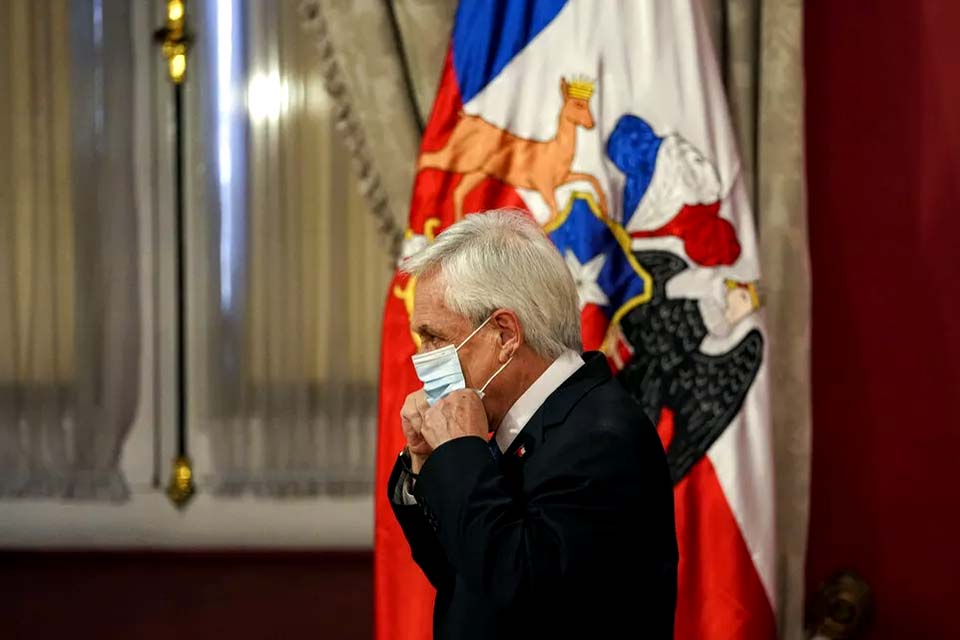 Deputados chilenos aprovam abertura de impeachment de Piñera