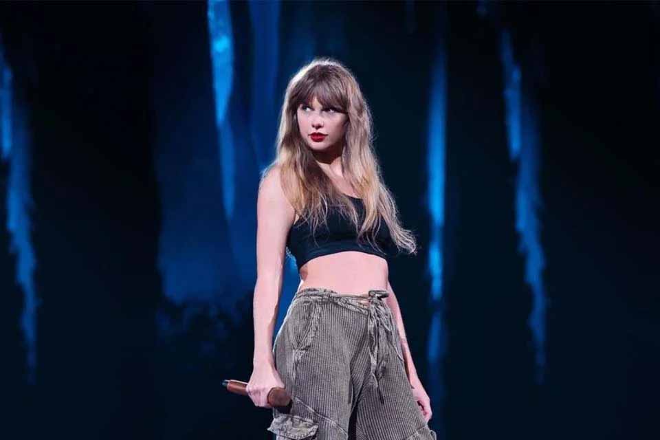 Taylor Swift lança 4 músicas às vésperas de nova turnê mundial