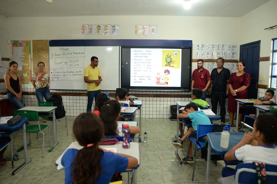 Alunos participam de palestra de conscientização do Dia Mundial da Água