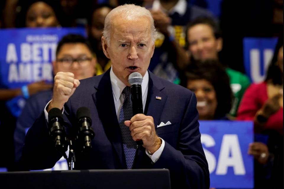 Presidente dos Estados Unidos, Joe Biden, chama Putin de “FDP louco” em evento de campanha