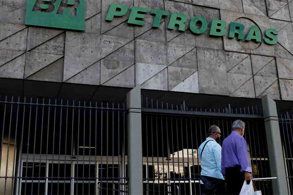 Petrobras reajusta preços da gasolina e diesel para as distribuidoras