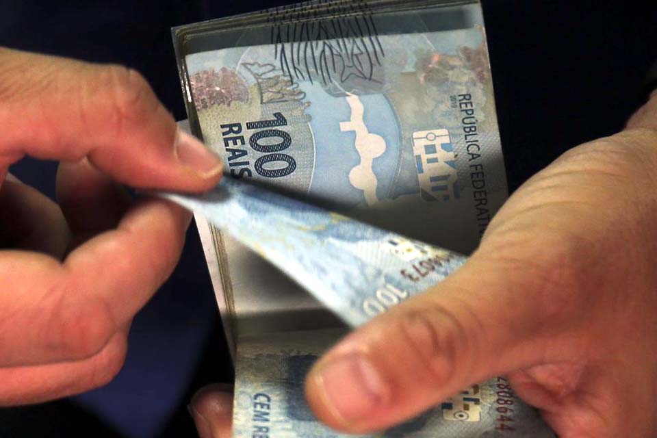 Caixa conclui pagamento da parcela de dezembro do Auxílio Brasil