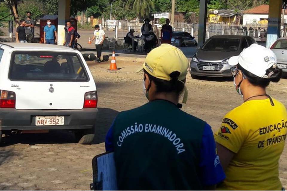 Detran capacita examinadores de trânsito de sete municípios; treinamento acontece na Estância Turísitica