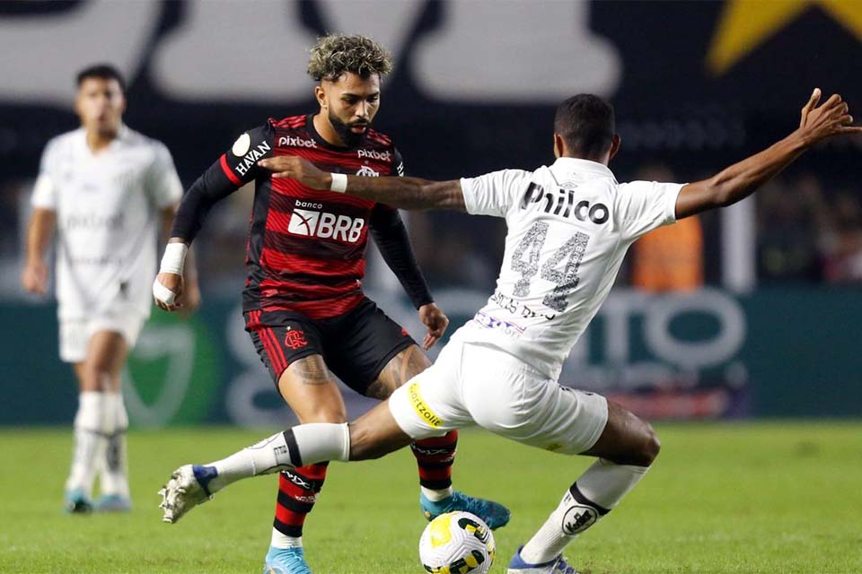 Em clima de Libertadores, Flamengo encara Santos pelo Brasileirão