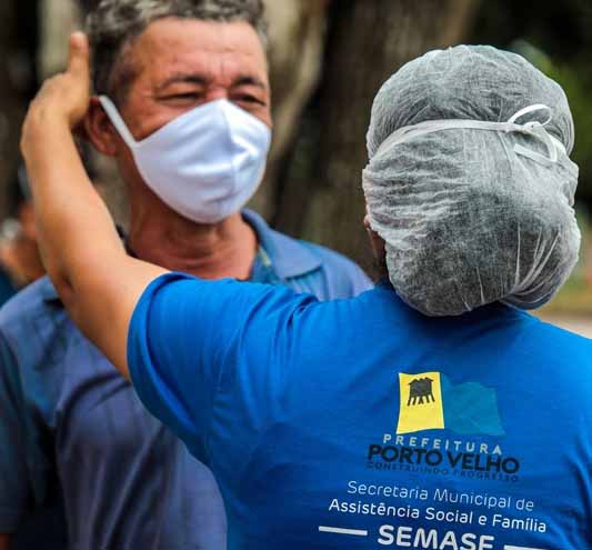 Assistentes sociais falam do desafio de trabalhar durante a pandemia