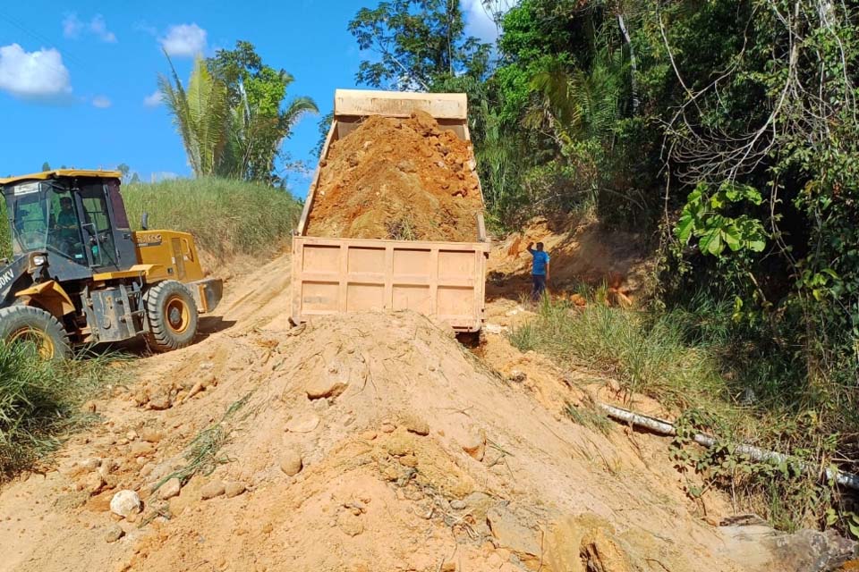 Prefeitura realiza recuperação de ponte em União Bandeirantes, área rural de Porto Velho