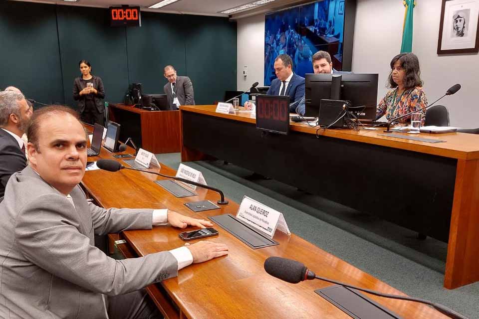 Deputado Alan Queiroz participa de audiência pública para tratar sobre a “Ponte Binacional entre Guajará-Mirim (RO) e Guayaramerin na Bolívia