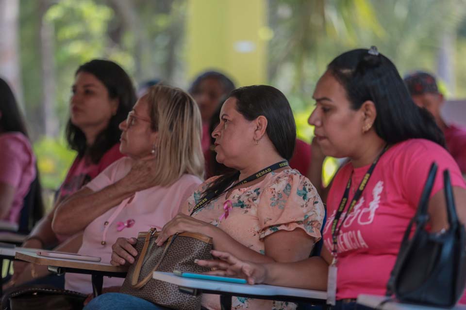 Ações de saúde e empreendedorismo marcam programação do Outubro Rosa; eventos orientam sobre câncer de mama e colo de útero e outras doenças