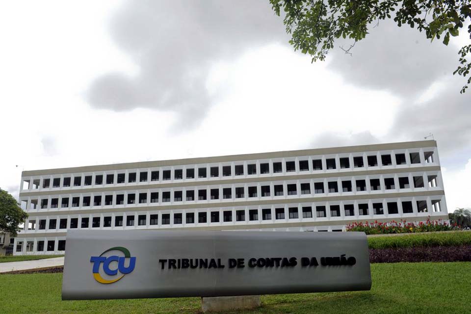  Tribunal de Contas da União analisa contas do governo federal de 2021