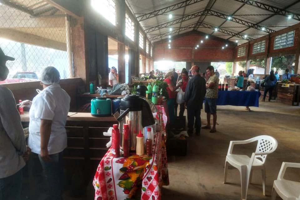 Governo de Rondônia visita Feira do Produtor Rural de Triunfo, recém inaugurada