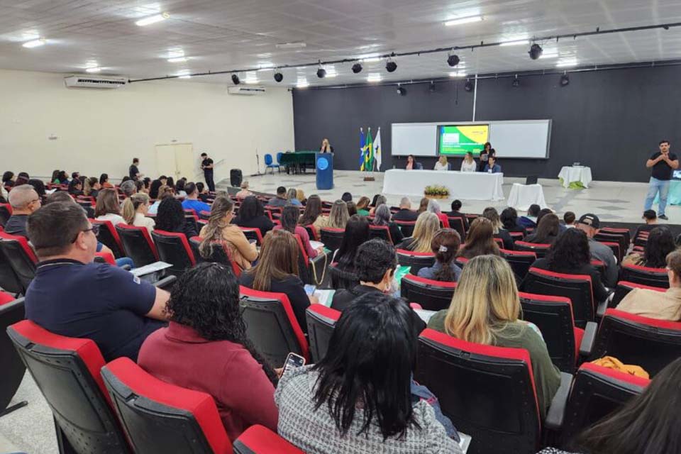 Treinamento do Censo Escolar 2024, em Ji-Paraná, reúne coordenadores regionais e municipais