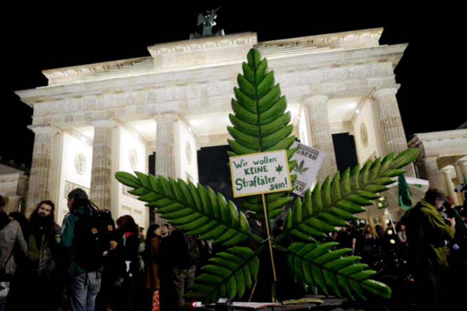 Posse de maconha na Alemanha é legal a partir desta segunda, 1º de abril