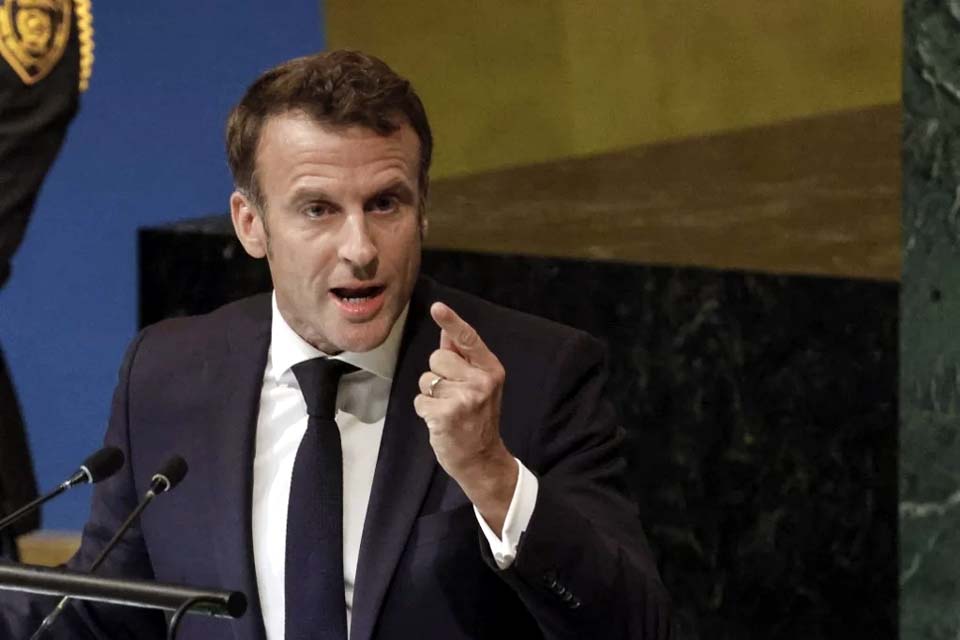 Presidente francês, Emmanuel Macron, exige justiça após mortes de palestinos em Gaza