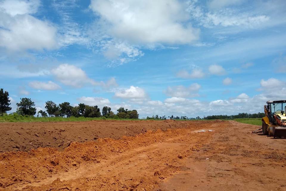 Aeroporto Capital do Café recebe terraplanagem; Obras avançam para atender população