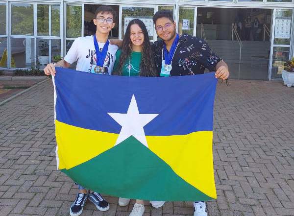 Olimpíada Brasileira de Geografia concede medalhas a estudantes do Campus Ariquemes