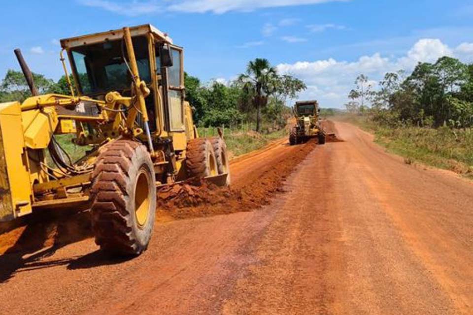 Departamento Estadual de Estradas de Rodagem avança no serviço de recuperação da RO-135