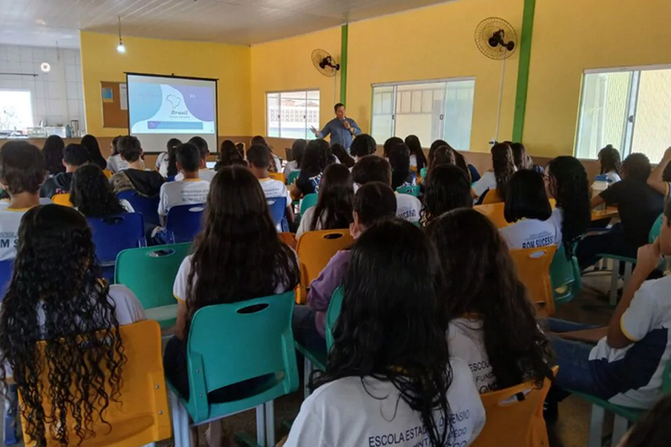 Uso consciente da água é incentivado em escolas de Pimenta Bueno