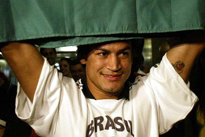 Ex-boxeador Popó fala pela 1ª vez sobre filho homossexual