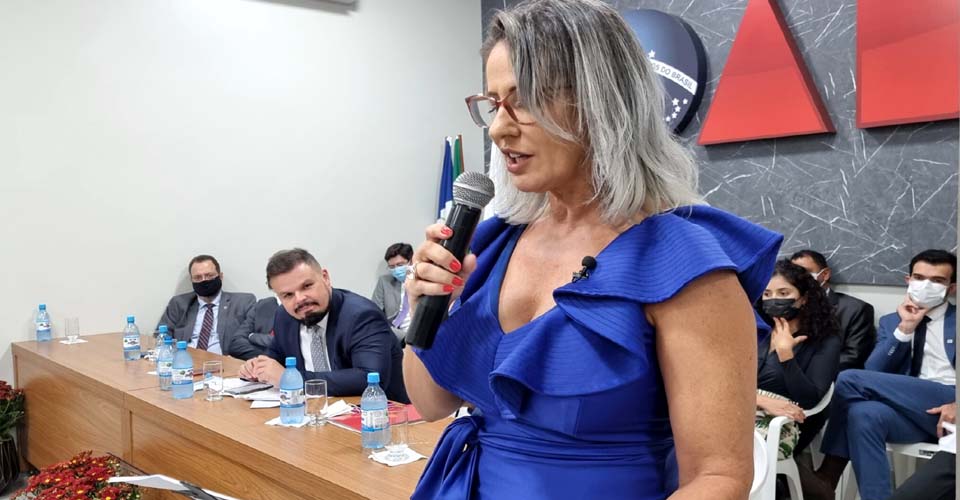 Celebração da Semana da Mulher, posse da Diretoria para o triênio 2022-2024 e entrega credenciais a jovens advogados evidencia união da advocacia em Espigão do Oeste