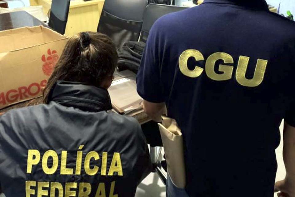 Polícia Federal investiga esquema de fraudes em licitações na área de saúde