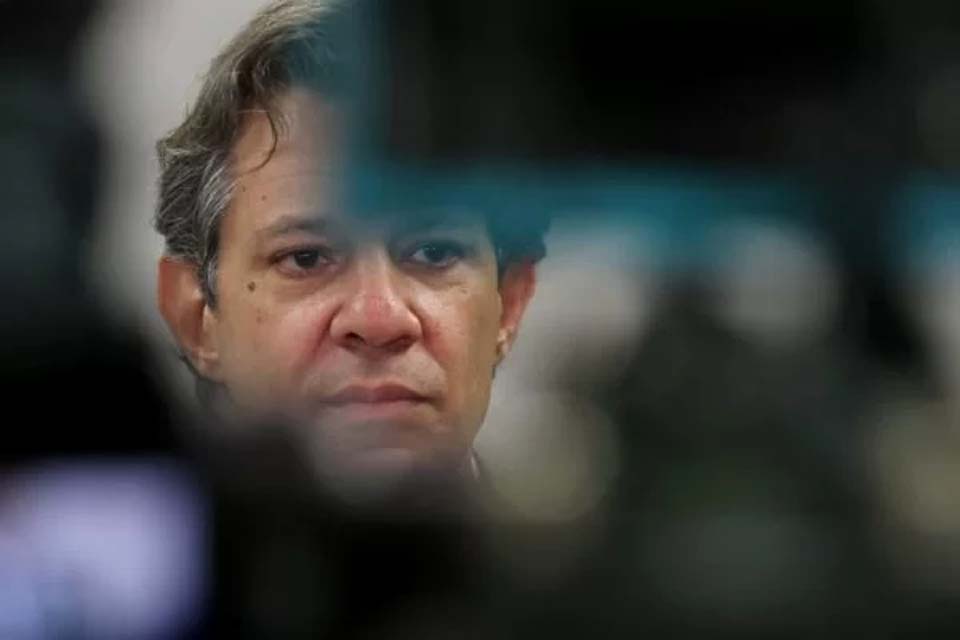 Haddad pede ao Congresso “abertura” sobre medidas para zerar déficit