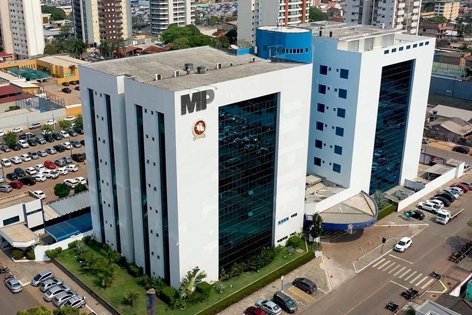 MP de Rondônia apura possível irregularidade no abastecimento de maquinário público; secretário estaria envolvido