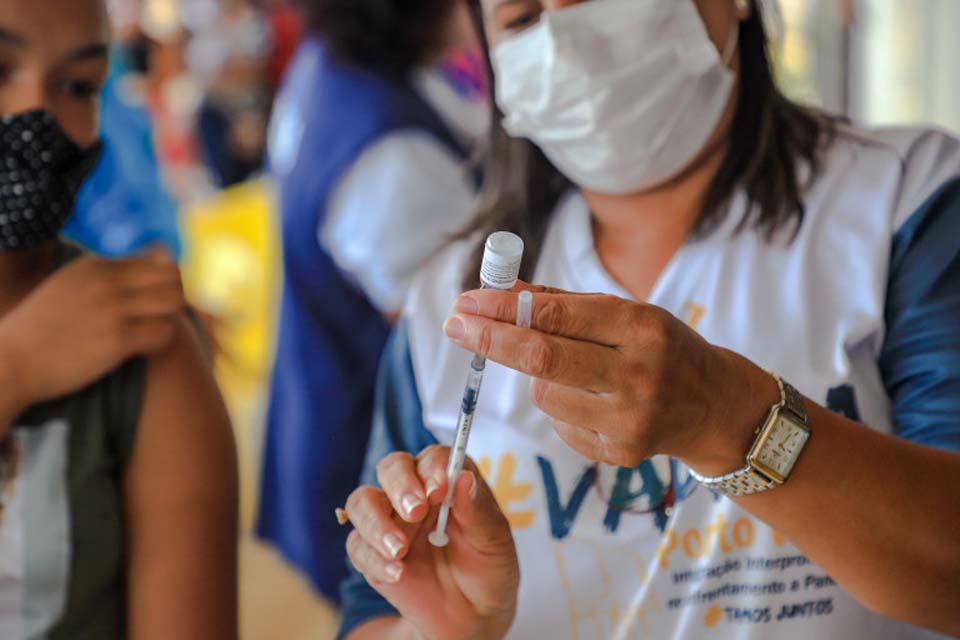 Em Porto Velho, Intervalo para a 3ª dose da vacina contra a covid-19 baixa para quatro meses para público acima de 18 anos