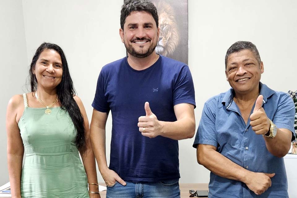 Deputado Jean Mendonça recebe pedido de apoio do vereador João Serafim de Castanheiras 