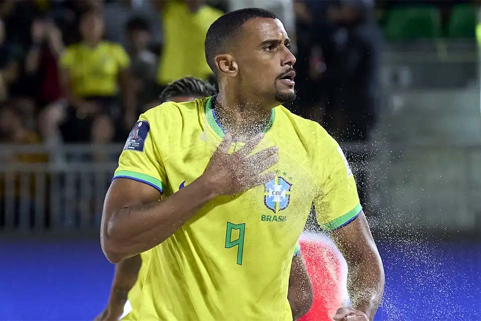 Brasil derrota Portugal e avança no Mundial de Beach Soccer