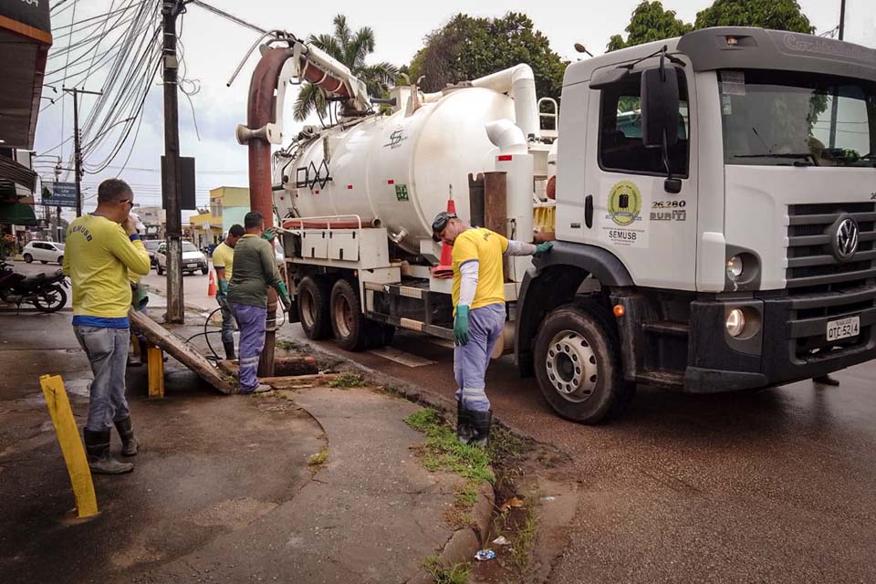 Mutirões de limpeza e desobstrução do sistema de drenagem seguem em diversas regiões de Porto Velho