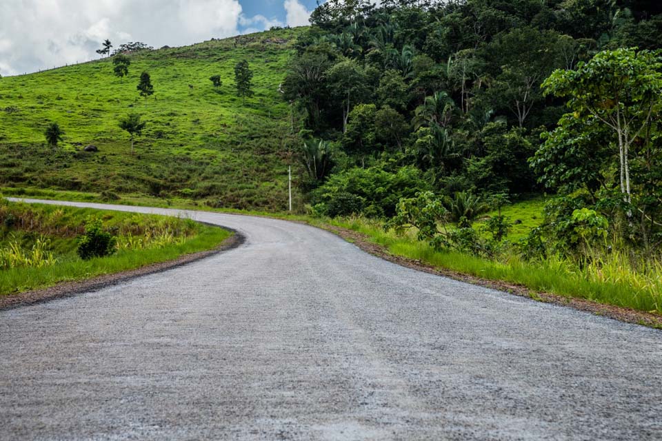 Governo de Rondônia assume e dá continuidade à obra de pavimentação da RO-464, em Jaru