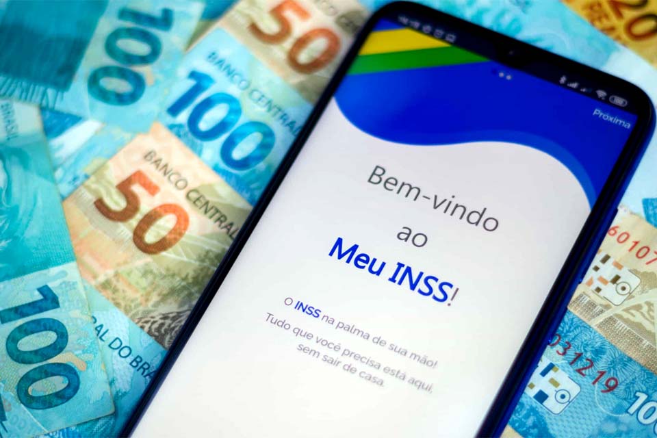 Primeira parcela do 13º salário dos beneficiários do INSS será paga nesta quinta-feira, 25