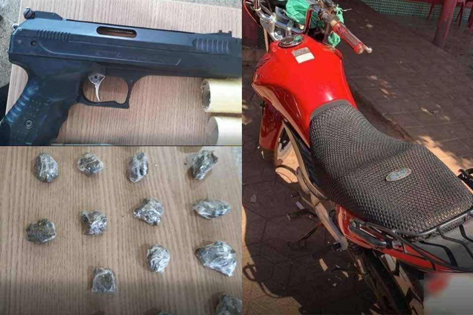 Policia Militar recupera moto roubada e detém suspeitos com drogas e arma de fogo