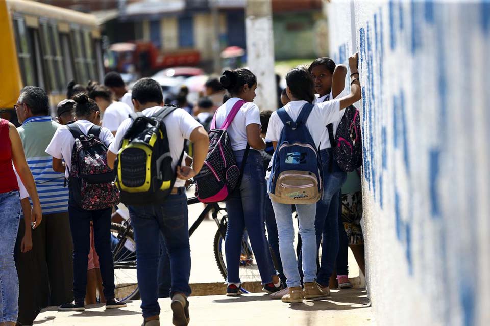 Governo aumenta em mais de 1 milhão vagas em escolas de tempo integral