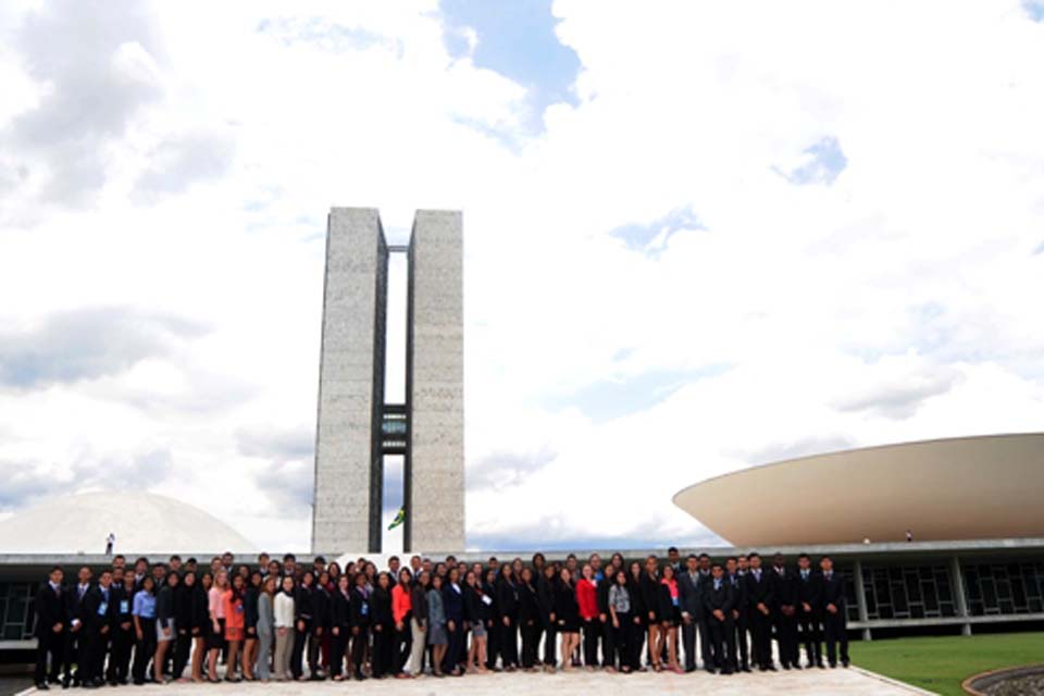 Vaga no Parlamento Jovem Brasileiro é disputada por estudantes de Rondônia