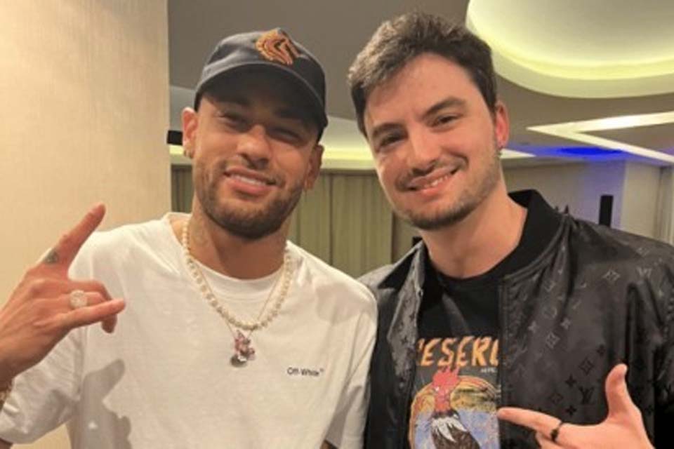 Neymar e Felipe Neto param de se seguir após desavenças políticas: 'Nem vota'