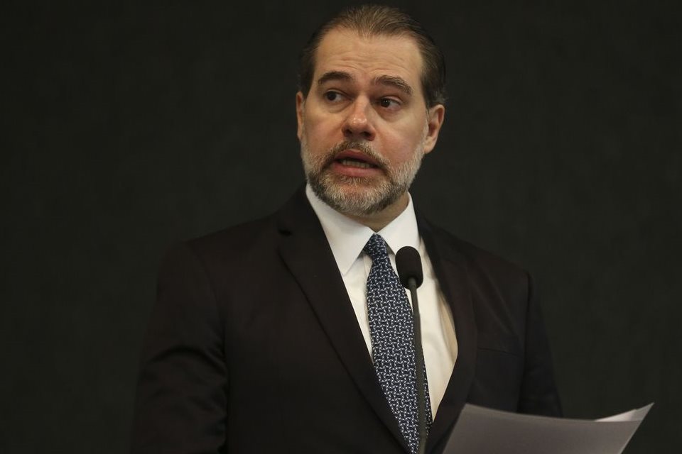 Toffoli suspende pagamento de auxílio extra para juízes do Ceará